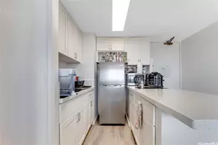 445 Seaside Ave, Honolulu, HI 96815 - Photo 3