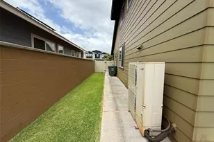 94-1116 Halelaukoa Dr, Waipahu, HI 96797 - Photo 15