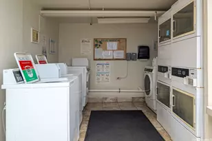 425 Ena Rd, Honolulu, HI 96815 - Photo 19