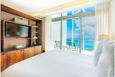 223 Saratoga Road #PHD/3805, Honolulu, HI 96815 - Photo 9