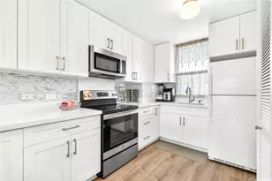 1160 Ala Napunani St, Honolulu, HI 96818 - Photo 7