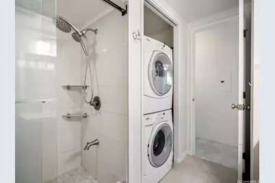 1015 Wilder Avenue #305, Honolulu, HI 96822 - Photo 21