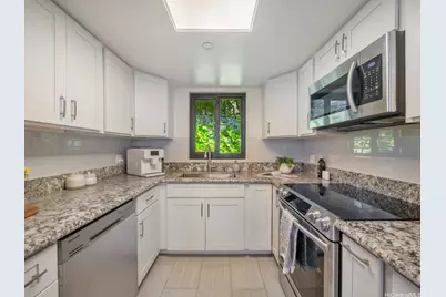 1015 Wilder Avenue #305, Honolulu, HI 96822 - Photo 9