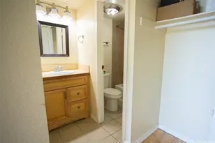 1920 Ala Moana Blvd, Honolulu, HI 96815 - Photo 3