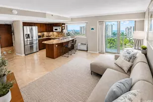2045 Kalakaua Ave, Honolulu, HI 96815 - Photo 3