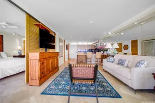 2877 Kalakaua Ave, Honolulu, HI 96815 - Photo 17
