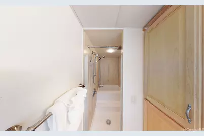 2440 Kuhio Avenue #601, Honolulu, HI 96815 - Photo 13