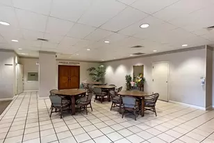 2440 Kuhio Ave, Honolulu, HI 96815 - Photo 21