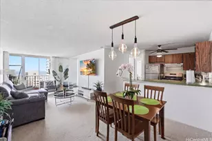 2452 Tusitala St, Honolulu, HI 96815 - Photo 7