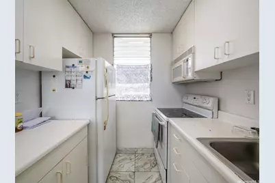 1025 Kalo Place #903, Honolulu, HI 96826 - Photo 9