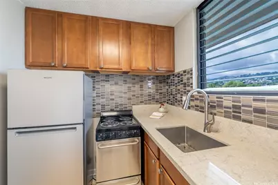 1561 Pensacola Street #704, Honolulu, HI 96822 - Photo 9