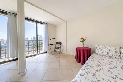 1561 Pensacola Street #704, Honolulu, HI 96822 - Photo 7