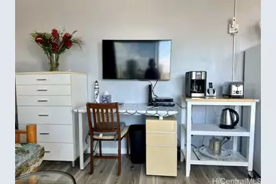 2427 Kuhio Avenue #2404, Honolulu, HI 96815 - Photo 11