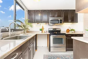 2724 Kahoaloha Ln, Honolulu, HI 96826 - Photo 7