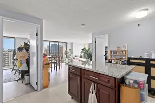 2222 Citron St, Honolulu, HI 96826 - Photo 11