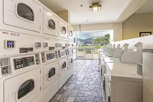 445 Seaside Ave, Honolulu, HI 96815 - Photo 23