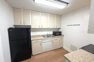 98-1030 Moanalua Rd, Aiea, HI 96701 - Photo 5