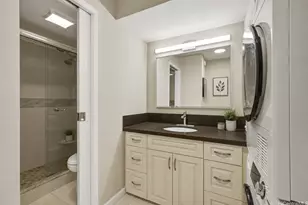 411 Hobron Ln, Honolulu, HI 96815 - Photo 7