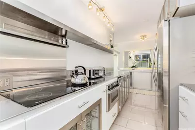 2500 Kalakaua Avenue #504, Honolulu, HI 96815 - Photo 9