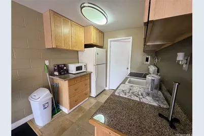1427 Alexander Street #208, Honolulu, HI 96822 - Photo 5
