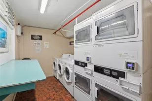 444 Kanekapolei St, Honolulu, HI 96815 - Photo 23