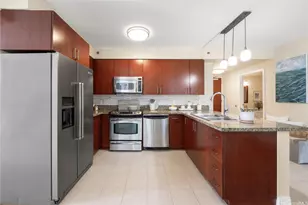 909 Kapiolani Blvd, Honolulu, HI 96814 - Photo 11