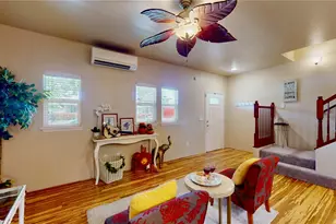 422 Kunehi St, Kapolei, HI 96707 - Photo 3