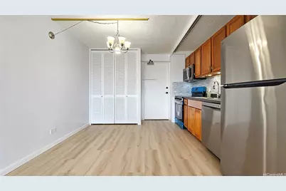 1655 Makaloa Street #2316, Honolulu, HI 96814 - Photo 5