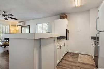 411 Kaiolu Street #302, Honolulu, HI 96815 - Photo 7