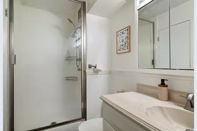 411 Kaiolu Street #302, Honolulu, HI 96815 - Photo 11
