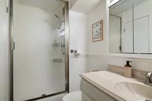 411 Kaiolu St, Honolulu, HI 96815 - Photo 11