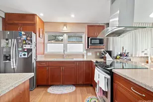3404 Ala Hinalo Pl, Honolulu, HI 96818 - Photo 3