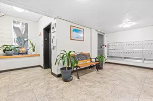 1415 Punahou St, Honolulu, HI 96822 - Photo 23