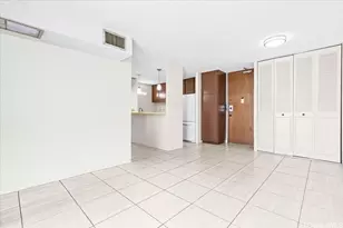 1415 Punahou St, Honolulu, HI 96822 - Photo 7