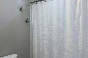 725 Kapiolani Blvd, Honolulu, HI 96813 - Photo 13