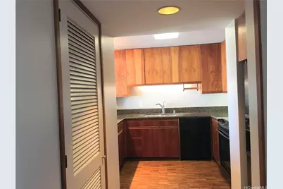 1525 Wilder Avenue #908, Honolulu, HI 96822 - Photo 7