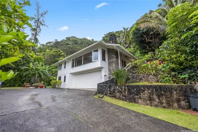 3181 Beaumont Woods Place, Honolulu, HI 96822 - Photo 19