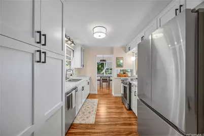 3181 Beaumont Woods Place, Honolulu, HI 96822 - Photo 9