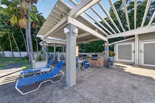 594 Mananai Pl, Honolulu, HI 96818 - Photo 21
