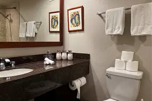2045 Kalakaua Ave, Honolulu, HI 96815 - Photo 9
