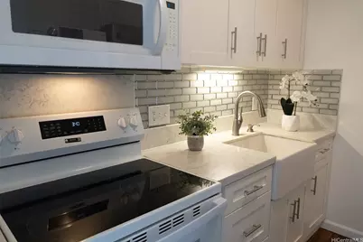 2121 Algaroba Street #707, Honolulu, HI 96826 - Photo 1
