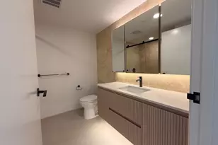 333 Ward Ave, Honolulu, HI 96814 - Photo 9