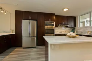 1717 Ala Wai Blvd, Honolulu, HI 96815 - Photo 1