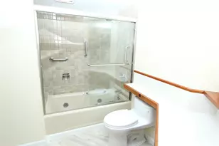 1050 Lunalilo St, Honolulu, HI 96822 - Photo 7