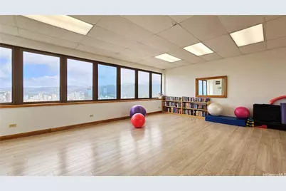 400 Hobron Lane #2305, Honolulu, HI 96815 - Photo 13