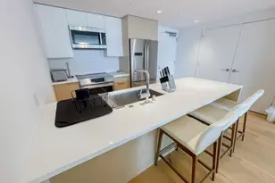 1001 Queen St, Honolulu, HI 96814 - Photo 5