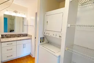 796 Isenberg St, Honolulu, HI 96826 - Photo 13