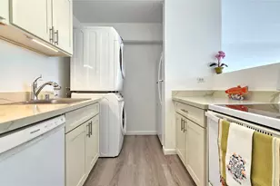 2333 Kapiolani Blvd, Honolulu, HI 96826 - Photo 17