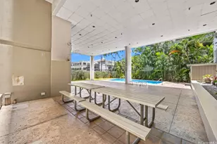 1226 Alexander St, Honolulu, HI 96826 - Photo 21