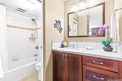 2140 Kuhio Avenue #2007, Honolulu, HI 96815 - Photo 15